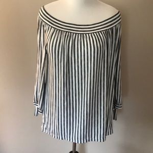 Max Studio Off-shoulder Top